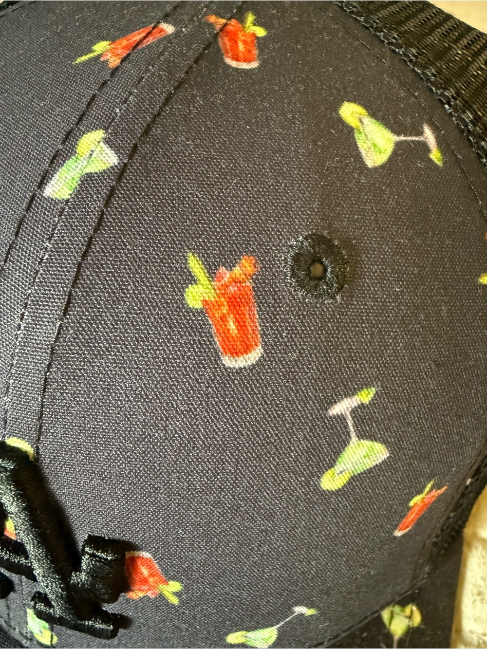 New Era Black LA Trucker Hat with Red & Green Cocktail Print - Picture 2 of 6
